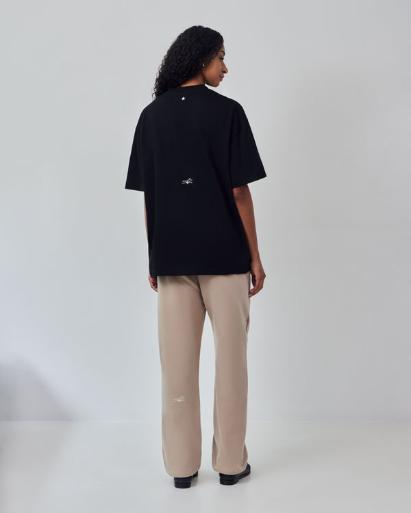 LN ESSENTIALS TEE - BLACK