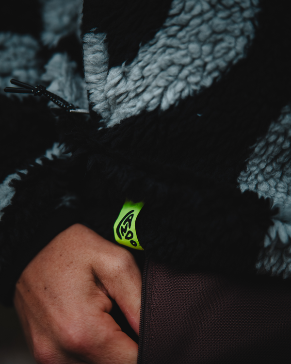 LN1 BLOB FLEECE