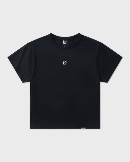 LN ESSENTIALS BABY TEE - BLACK