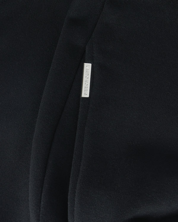 LN ESSENTIALS SHORT - BLACK
