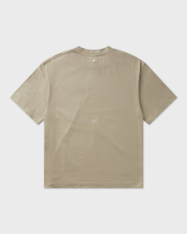 LN ESSENTIALS TEE - STONE