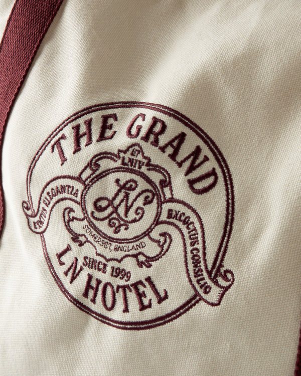 THE WEEKEND TOTE
